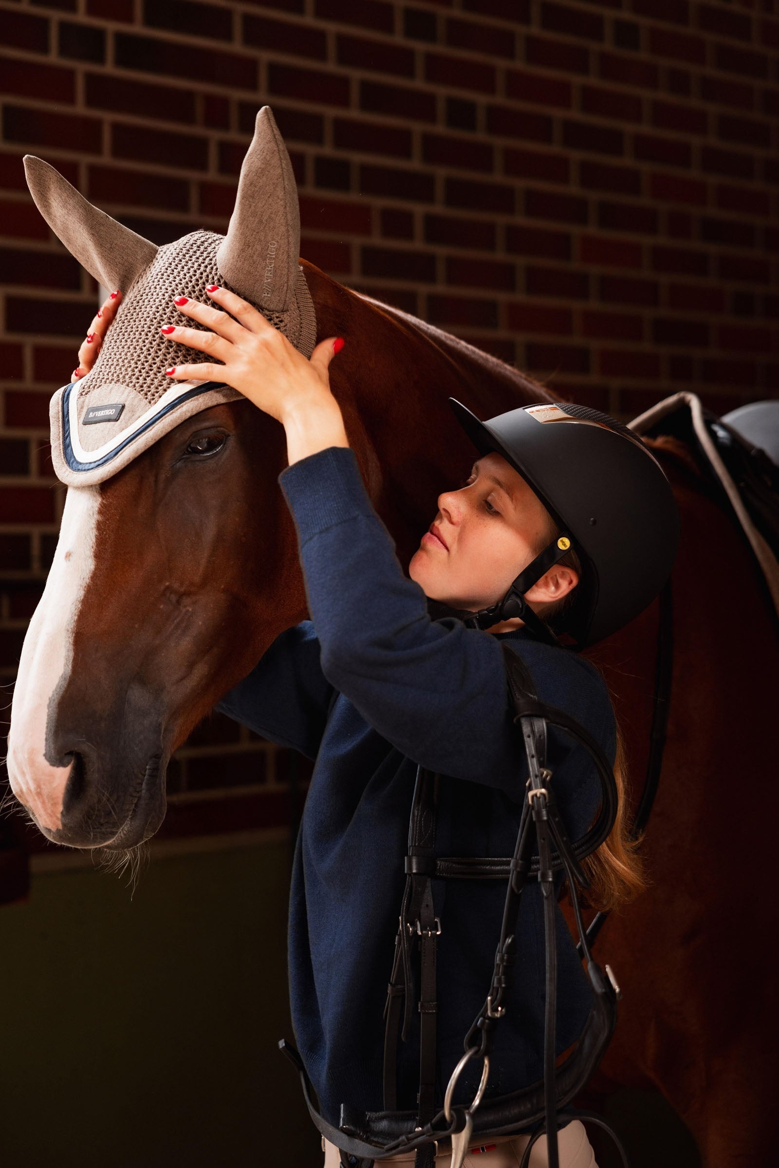 Horze B Vertigo High Altitude Ear Net Saddle Pads