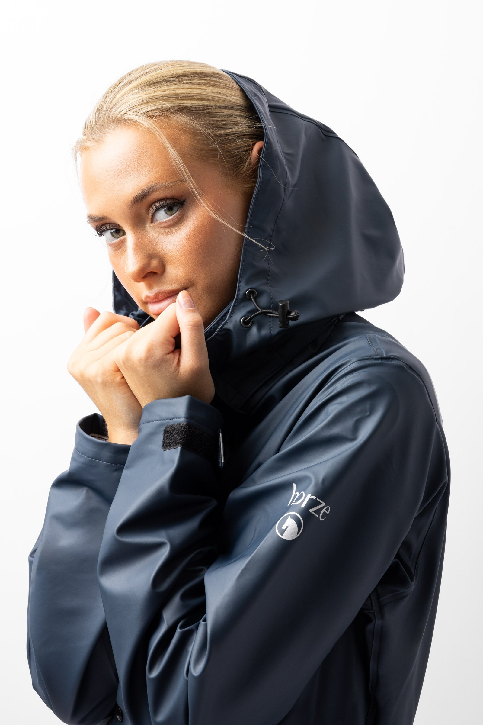 Model shot 5