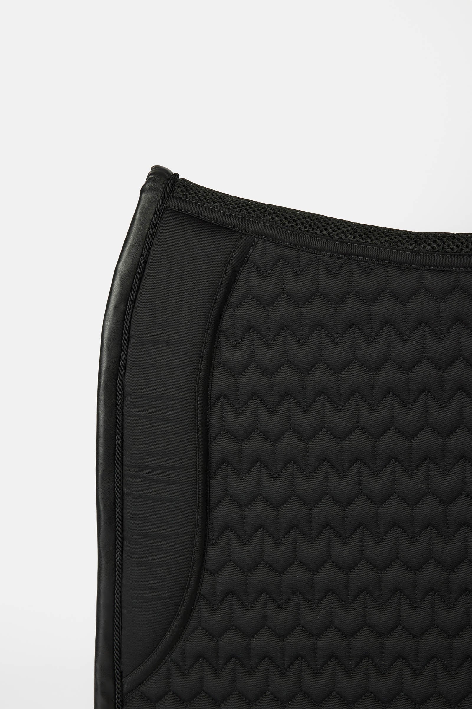 B Vertigo Fusion Dressage saddle pad Saddle Pads