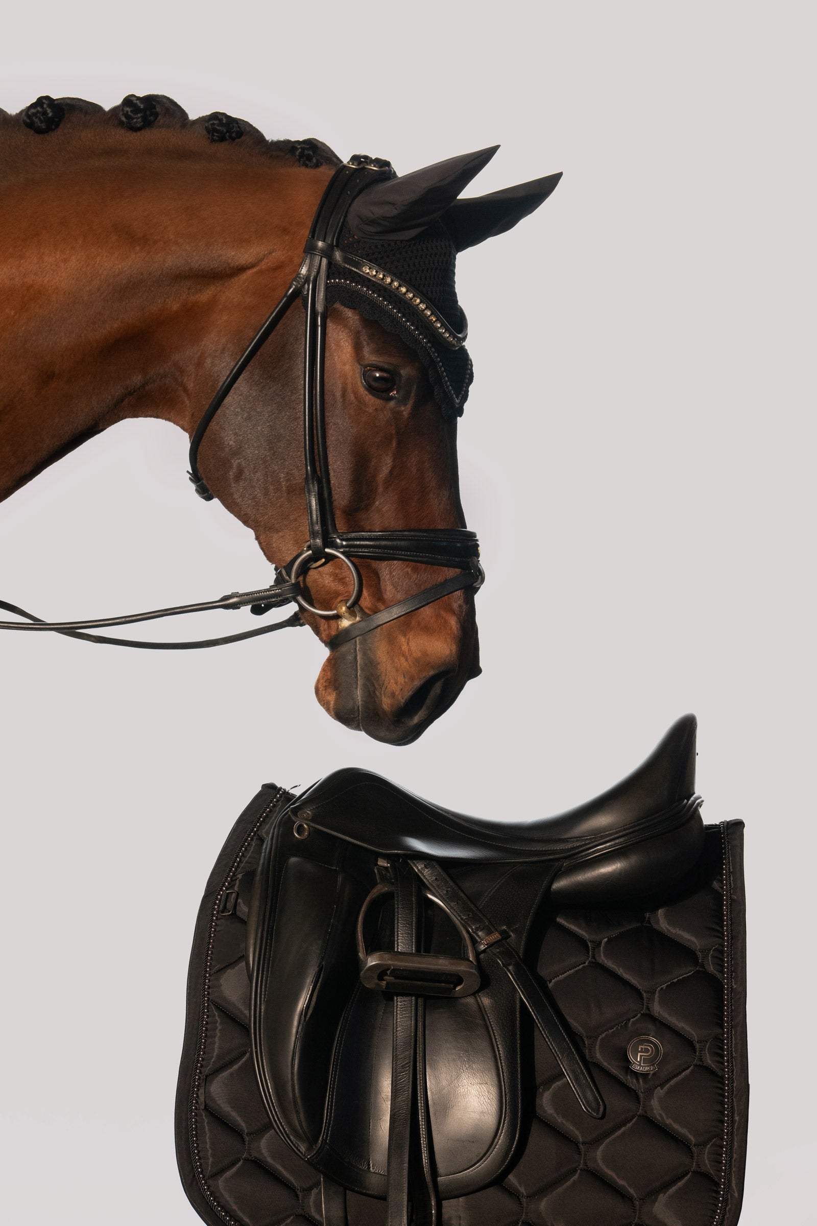 Eskadron Platinum 25 Pearls Fly Hood Saddle Pads