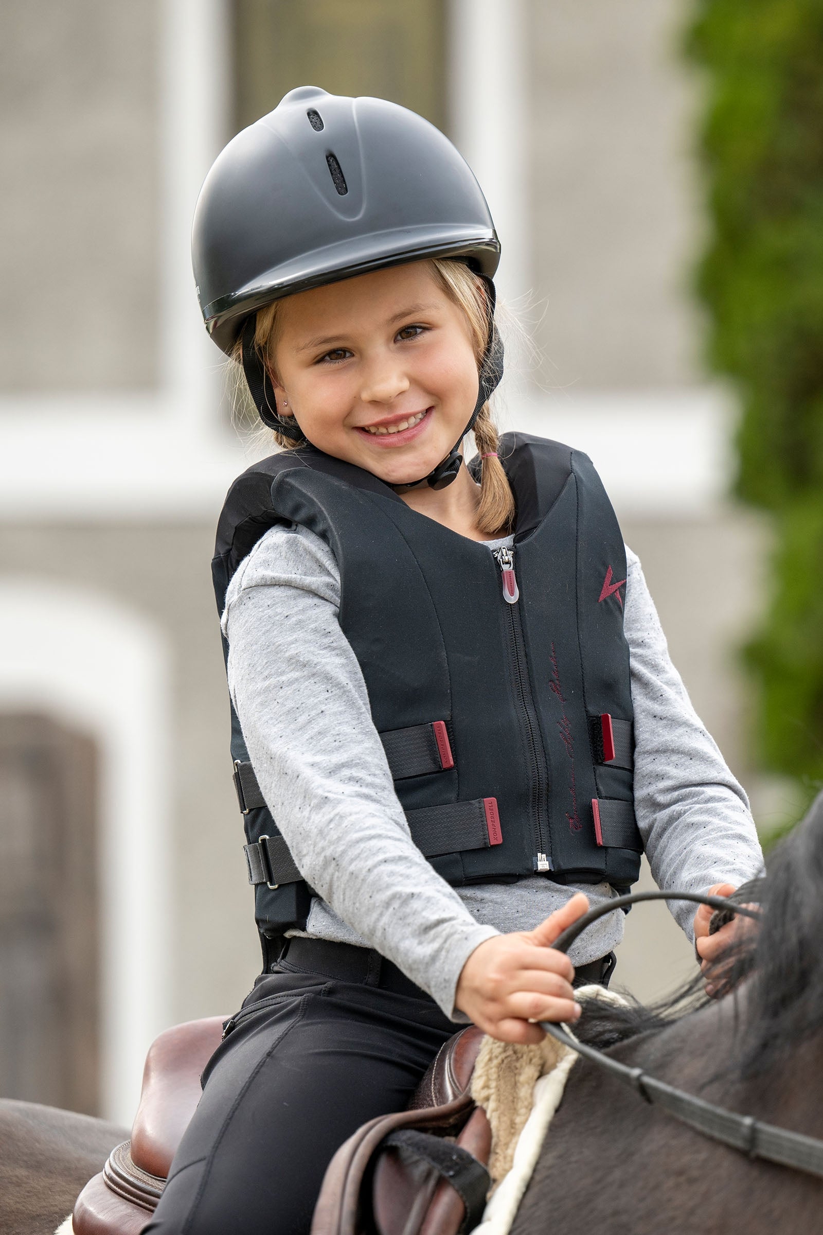 Komperdell Ultra Vario Junior Body Protector Safety Equipment