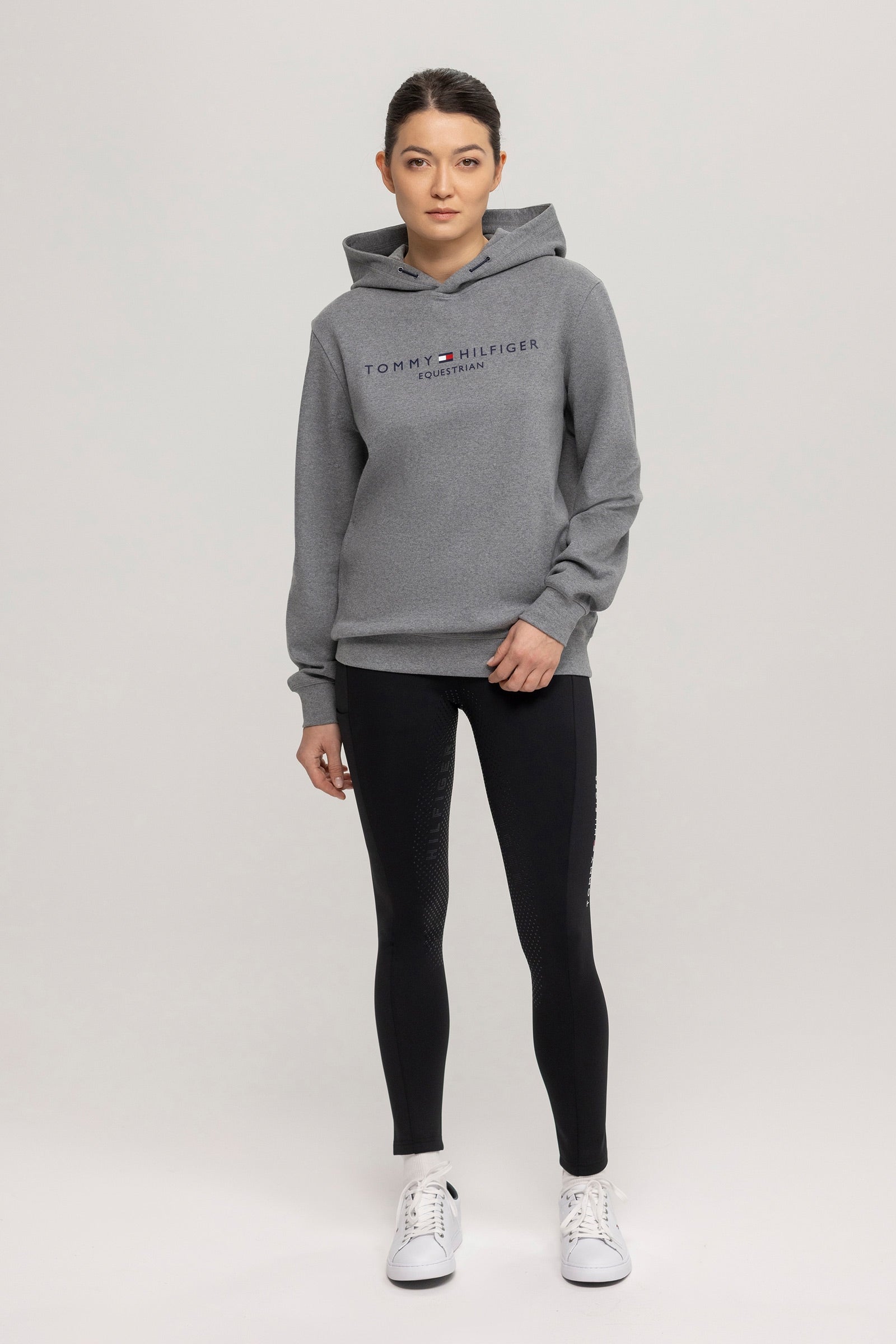 Model shot 6