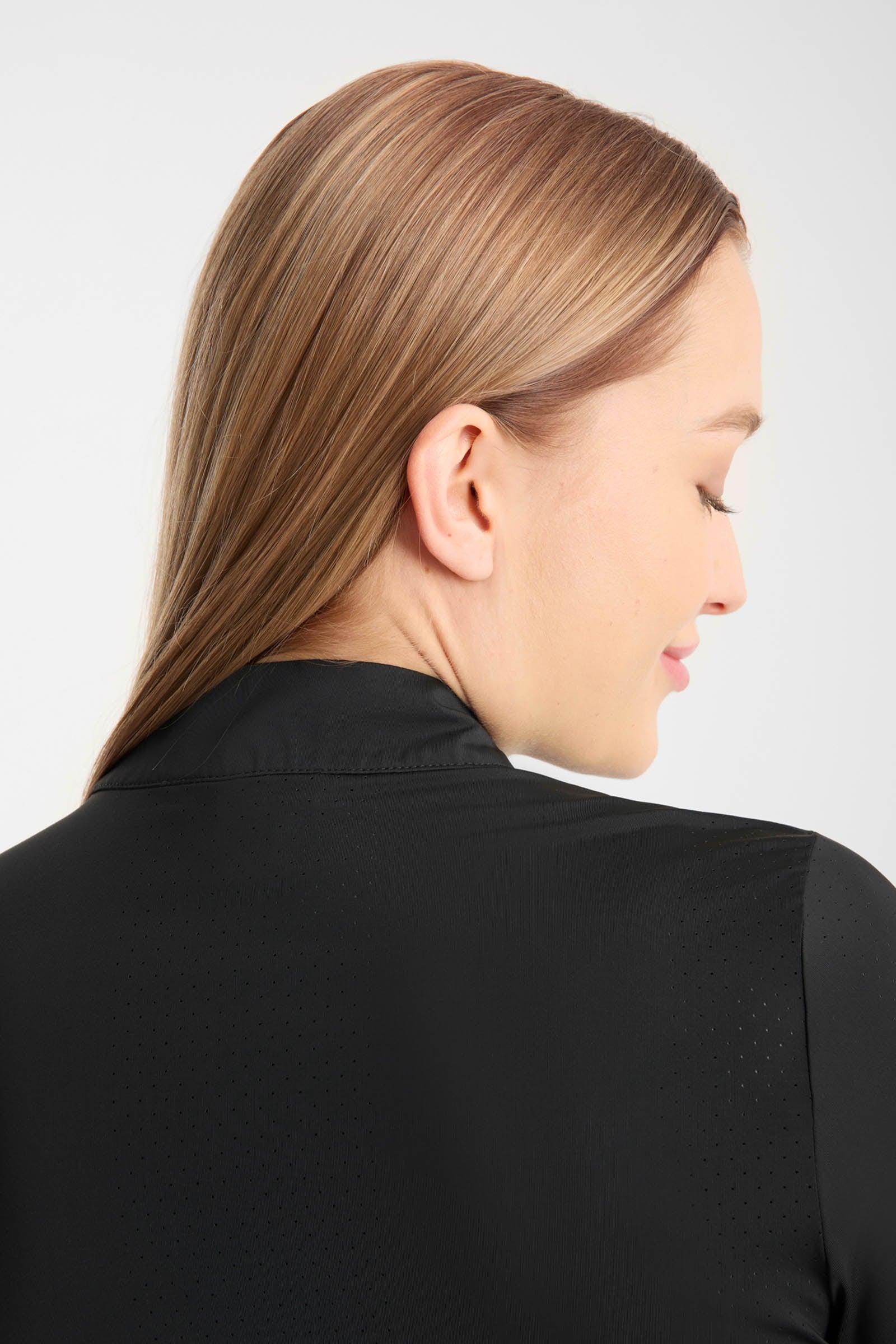 Horze Emmie Women´s Cooling Training Shirt, Long Sleeves Women’s Riding Clothing