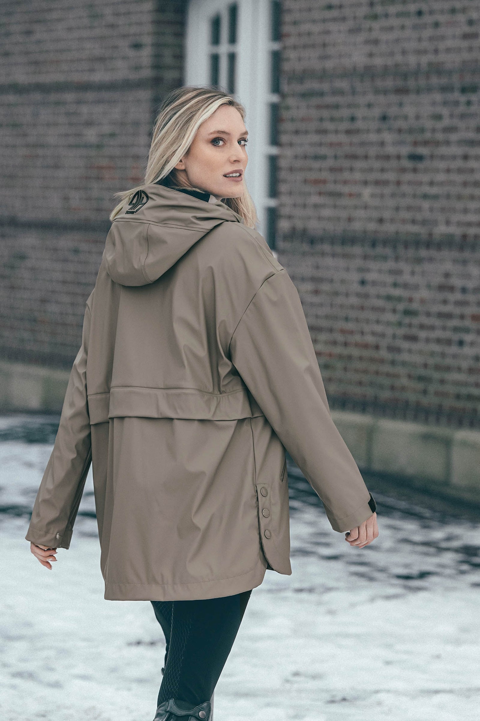 Pikeur Athleisure FW26 Pikeur Rainzip Cape Women’s Riding Clothing