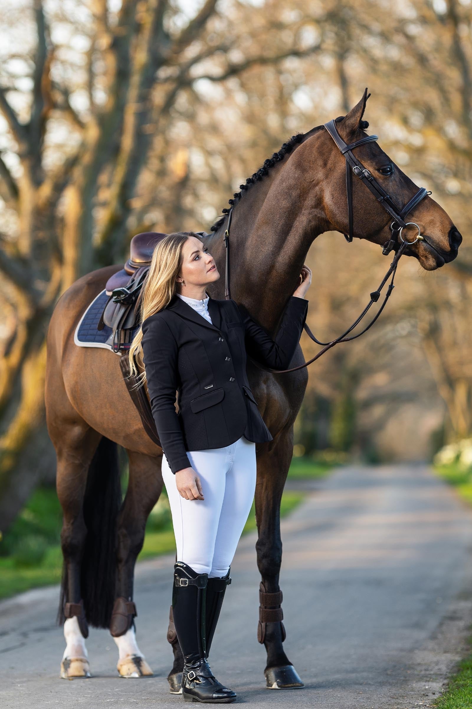 LeMieux Dynamiqué Women´s Show Jacket Women’s Riding Clothing