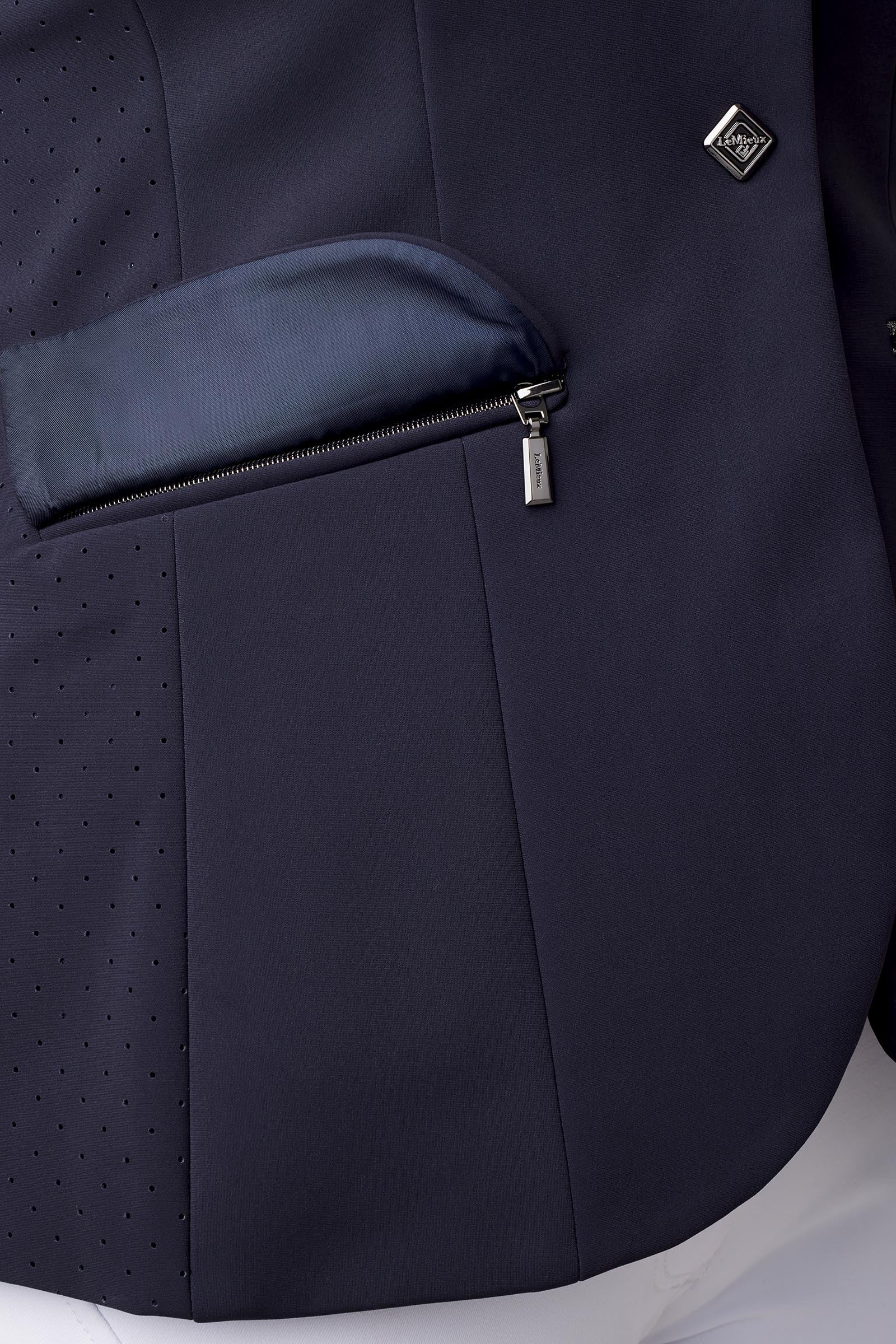 LeMieux Dynamiqué Women´s Show Jacket Women’s Riding Clothing