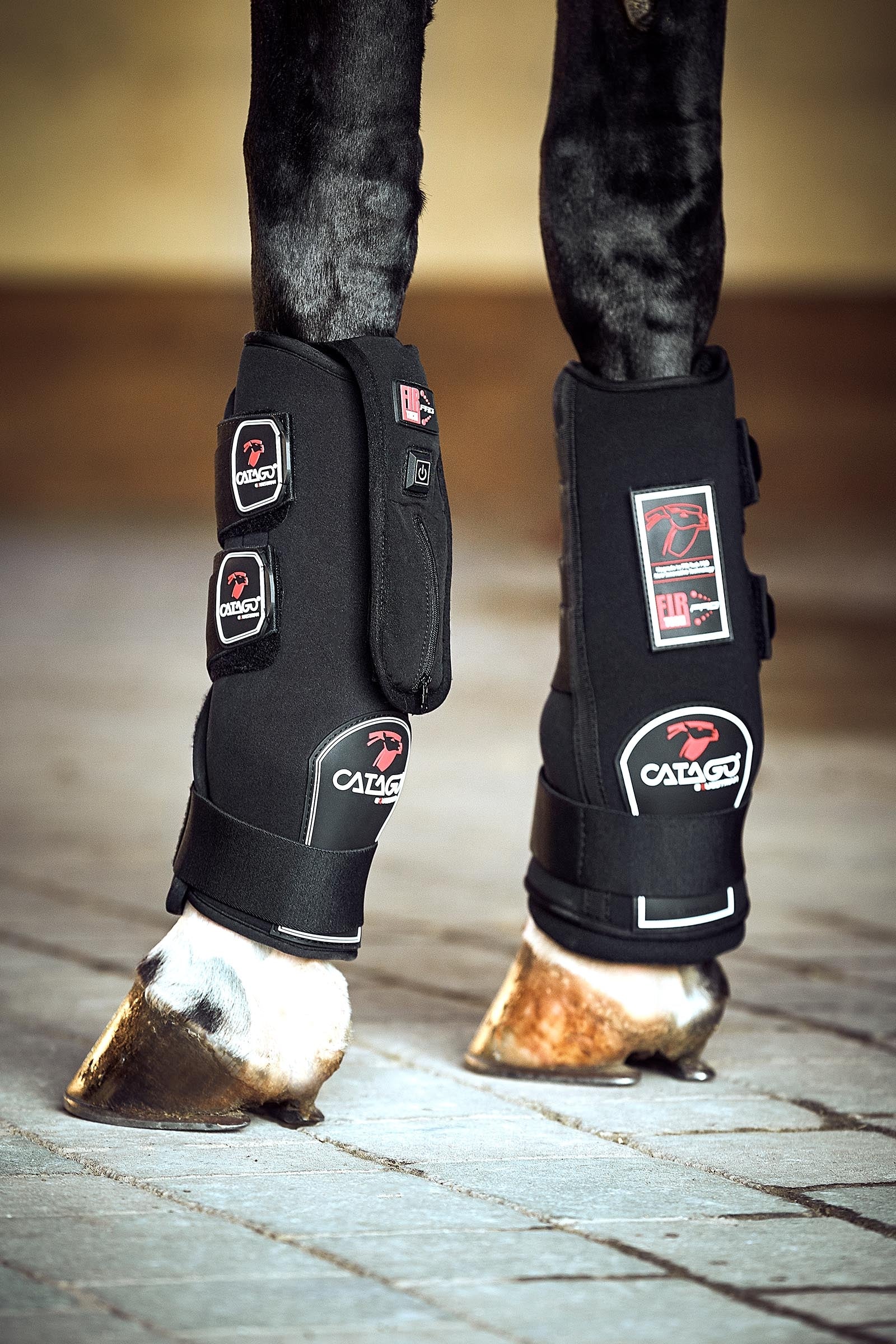 Catago FIR-Tech Pro Heatable Tendon Pad For Stable Boots Leg & Hoof Protection