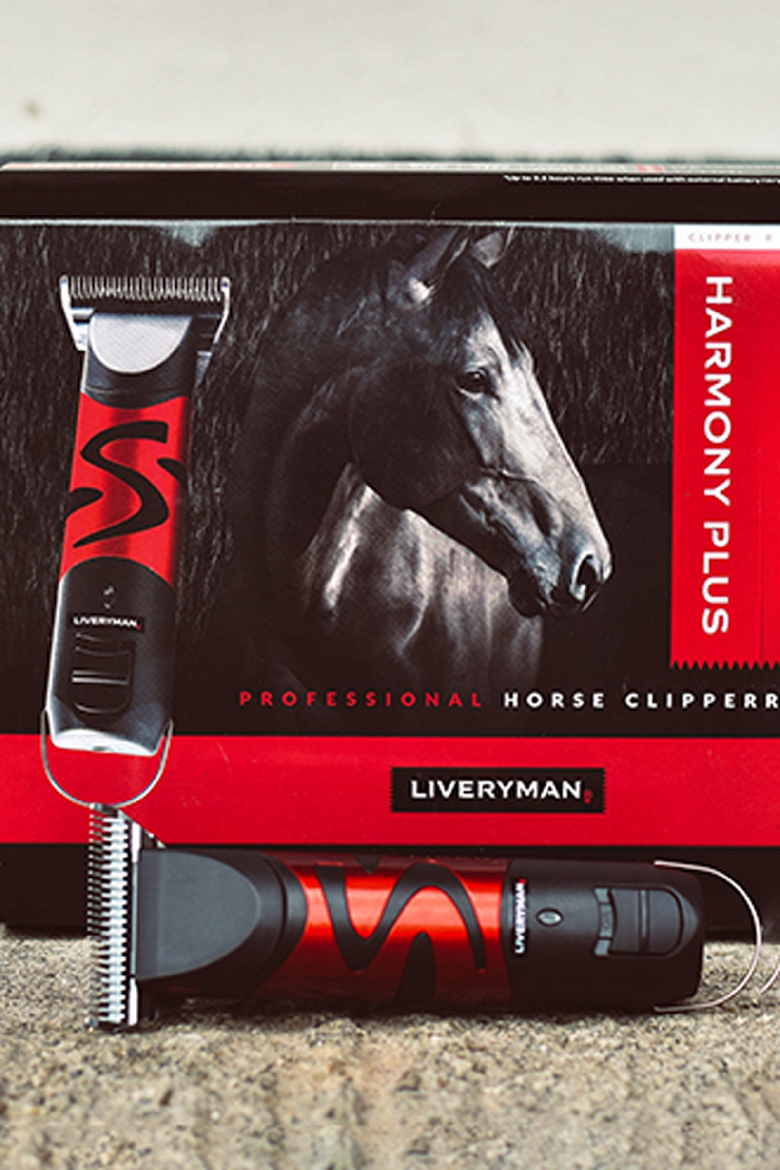 Liveryman Harmony Plus With Wide Fine Blade, 2.4 mm Horse Clipping & Trimming Tools