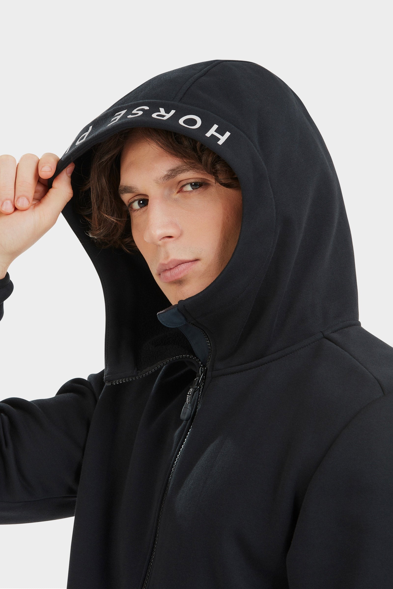 Model shot 4