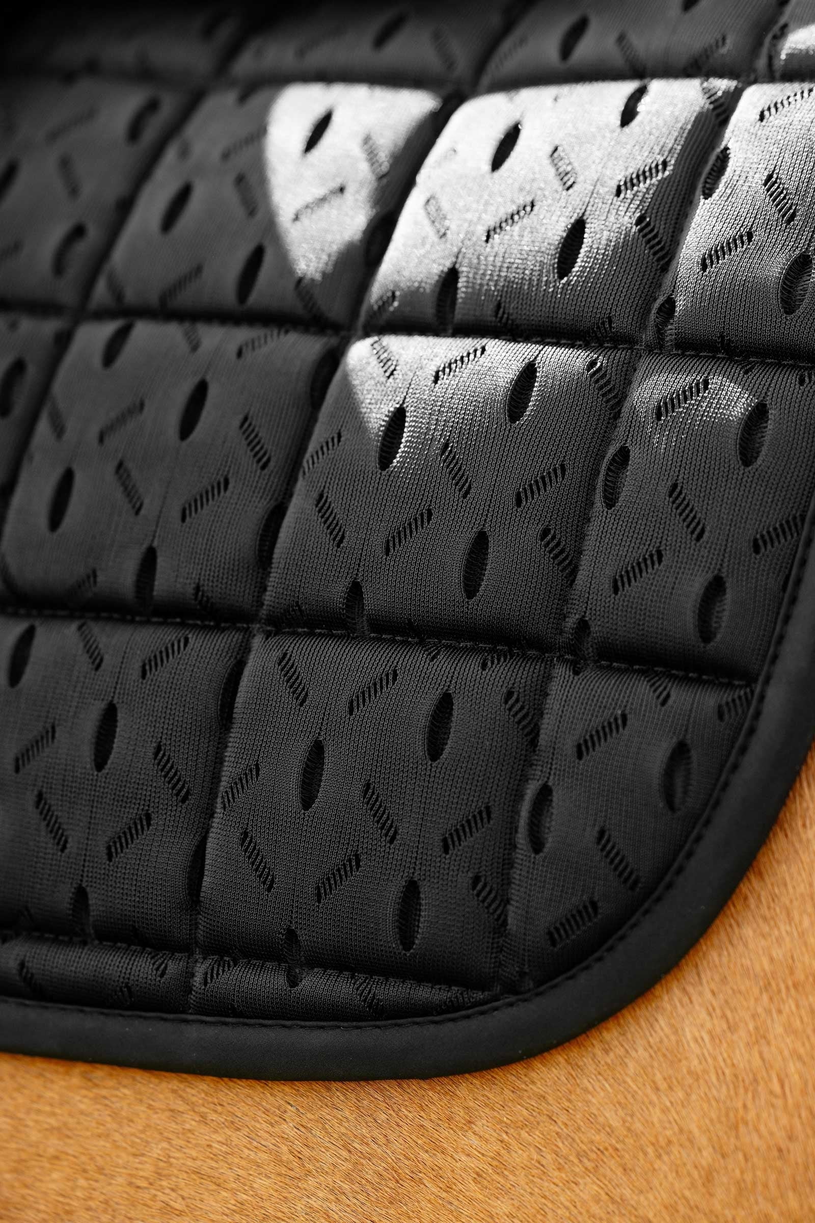 LeMieux 3D Mesh Self-Cool Eurojump Saddle Pad Saddle Pads