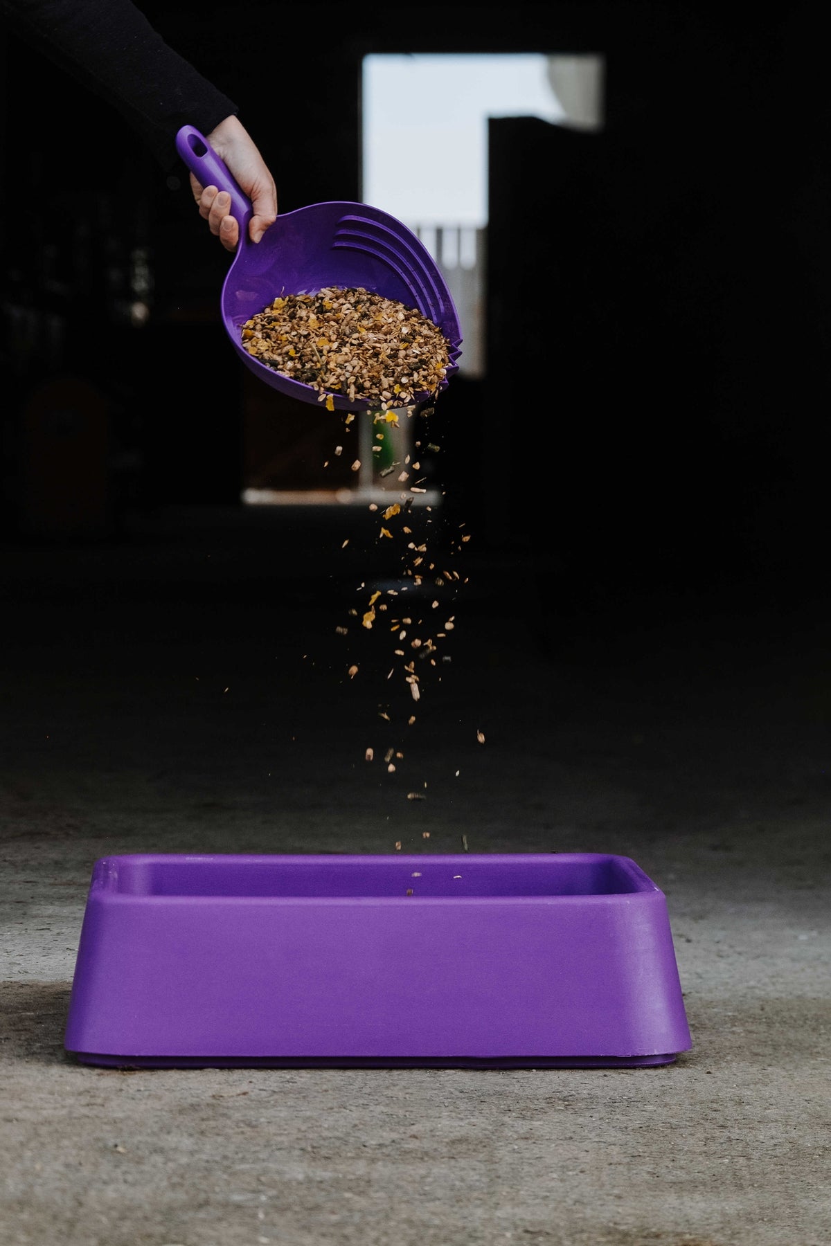 HIPPOTONIC SHARK Grain Measure, 2,70 L Horse Feeders & Waterers